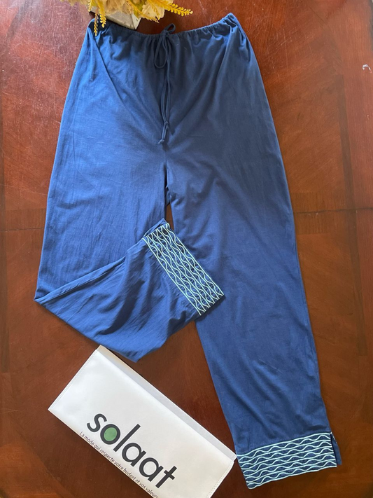 Pantalon brodé bleu - Broody Hens - Taille M/L (P45)
