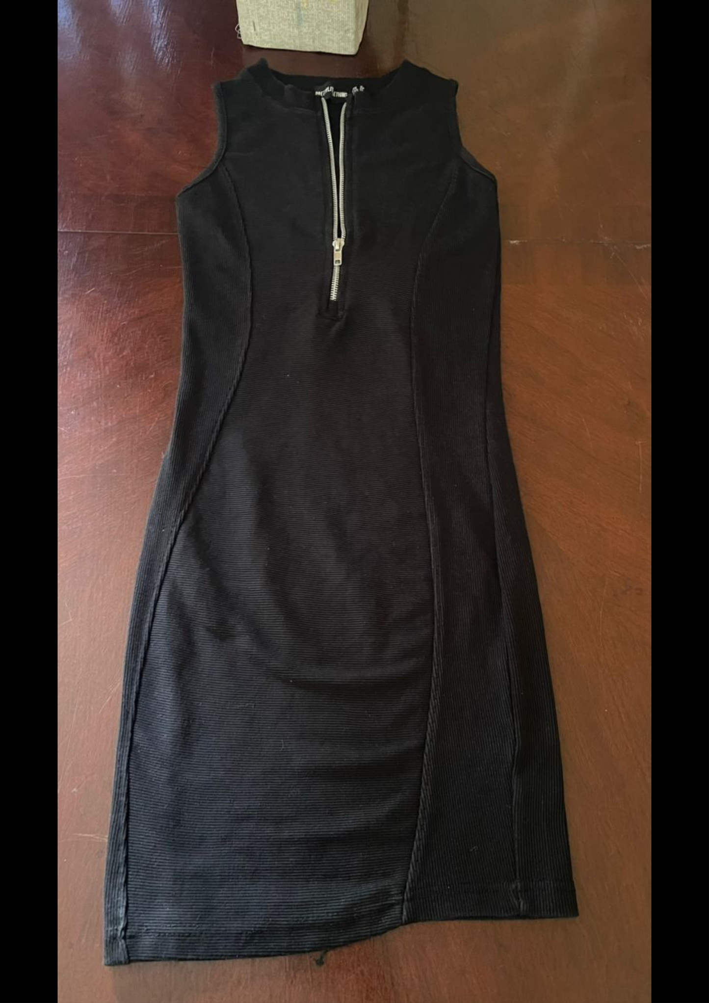 Robe moulante à zip - PrettyLittleThing - Taille XS (R84)