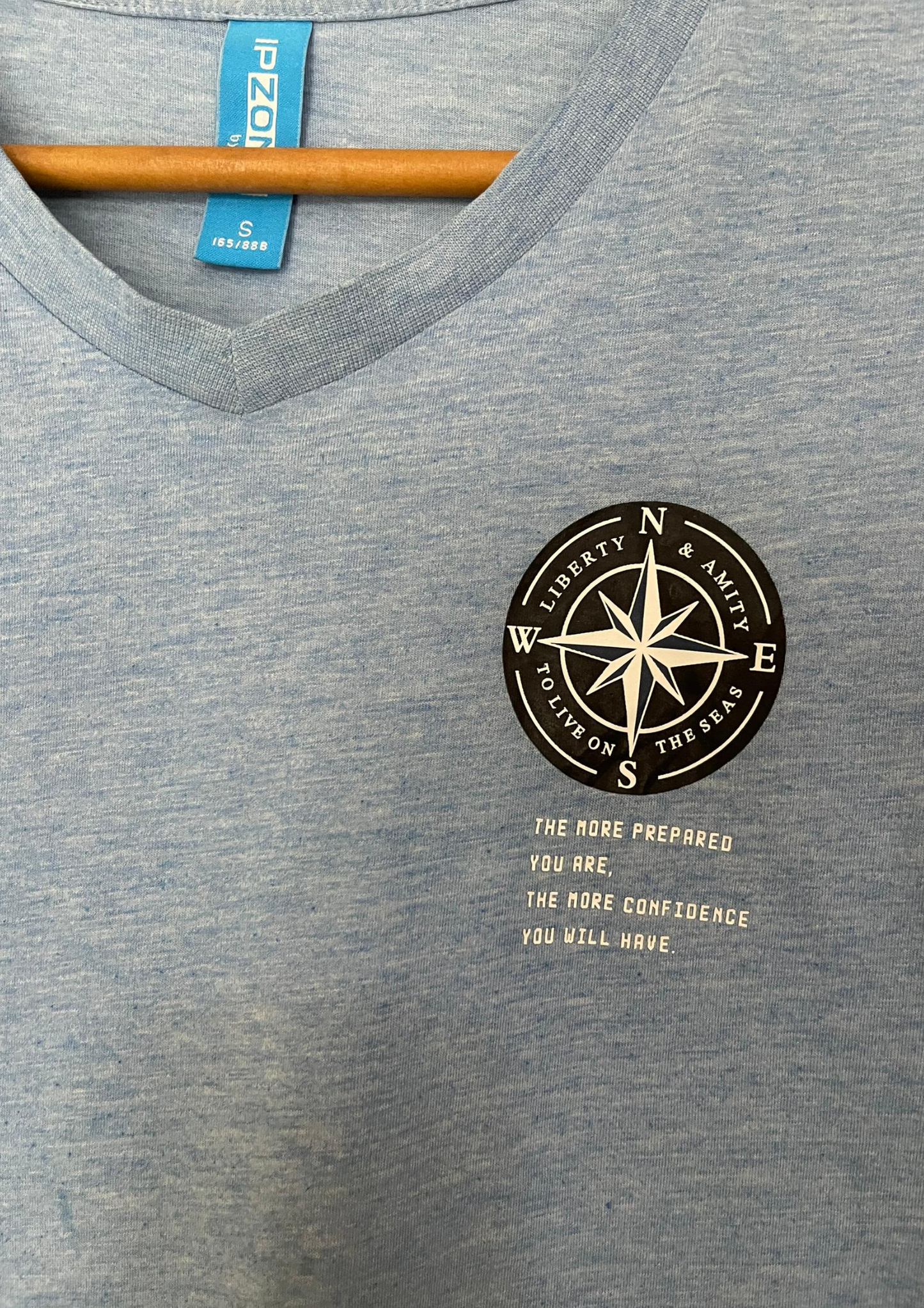 Haut logo - Ipzone - Taille S/M (M107)