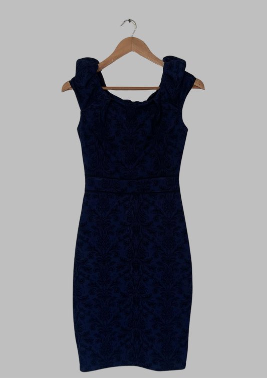 Robe dentelle - Luxe - Taille S (M108)