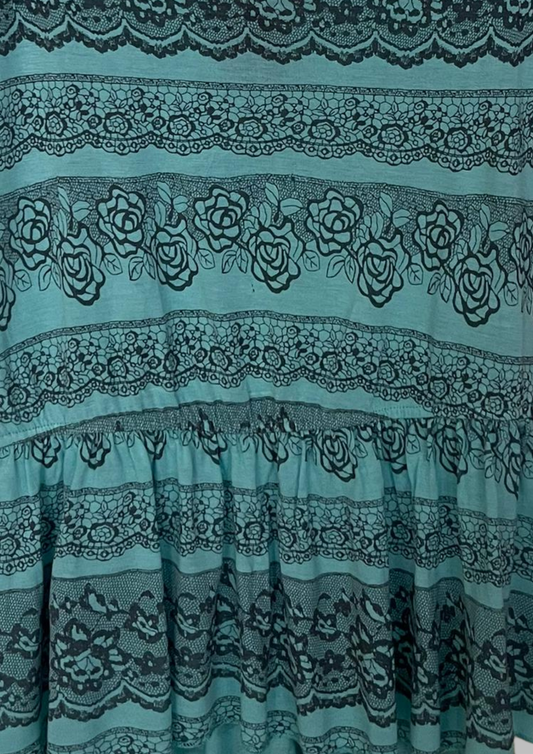 Haut floral - Attention - Taille S/M (M117)