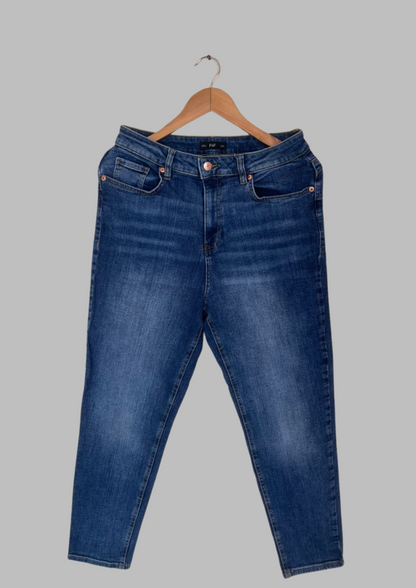 Jean Mom droit - F&F - Taille M (P113)