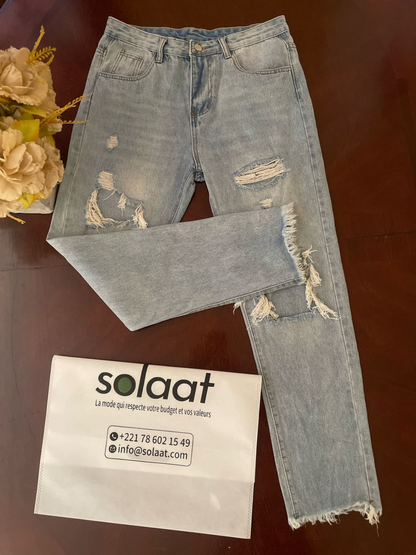 Jean Boyfriend déchiré - Taille M (P19) ok